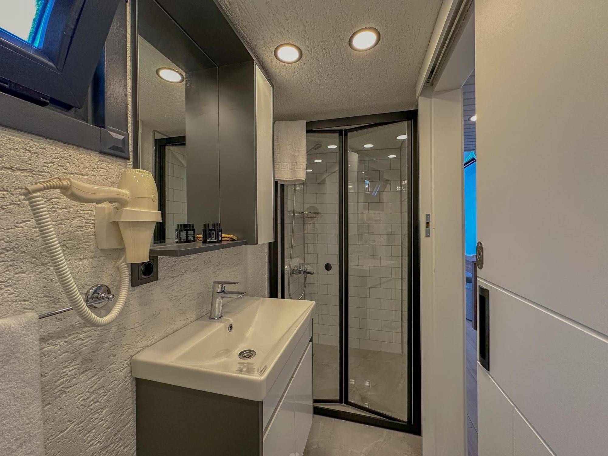 Baronet Tiny House Butik Otel Kadikoy  Eksteriør bilde